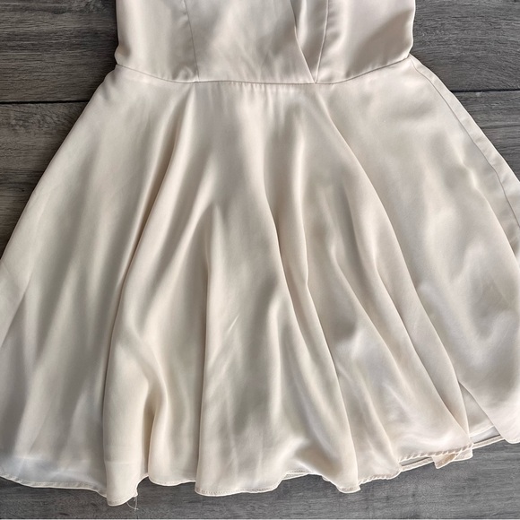 SOLD - Urban Outfitters Strappy Chiffon Skater Dress in Creme Size S - Picture 6 of 10